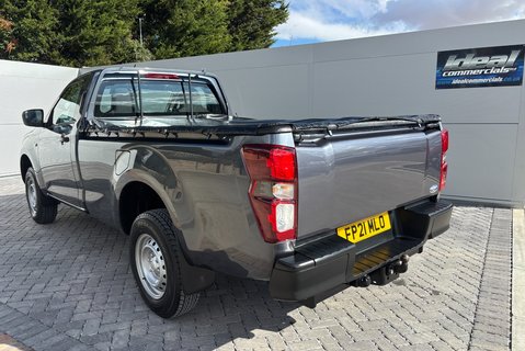Isuzu D-Max Utility Single Cab 4x4 Pickup 2