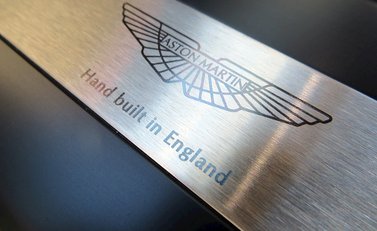 Aston Martin V8 Vantage S 5