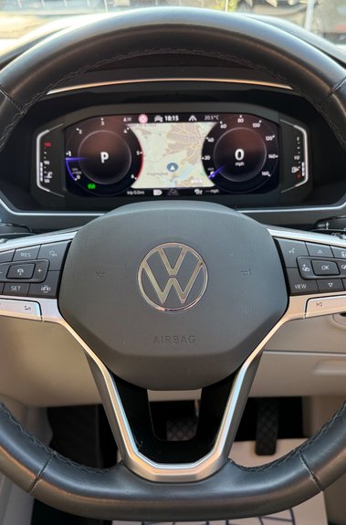 Volkswagen Tiguan Allspace ELEGANCE TDI 4MOTION DSG -FOLDING TOWBAR -HEAD UP DISPLAY -LEATHER INTERIOR 