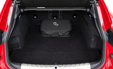 Porsche Taycan Turbo Cross Turismo 33