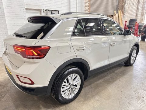 Volkswagen T-Roc LIFE TSI DSG 5