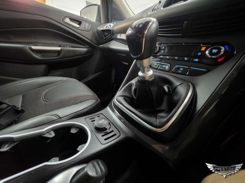 Ford Kuga 1.5T EcoBoost Titanium 2WD Euro 6 (s/s) 5dr 26