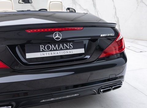 Mercedes-Benz SL Class SL63 AMG 41