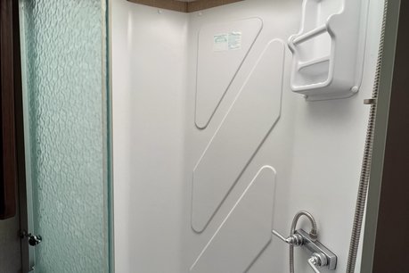 Ford E450 FLEETWOOD. NOW SOLD. SIMILAR REQUIRED. PLEASE CALL 01903 254800. 46