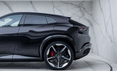 Ferrari Purosangue 38