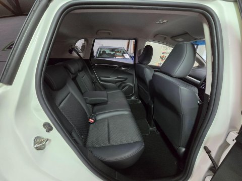 Honda Fit 1.5 VVTi Hybrid 17