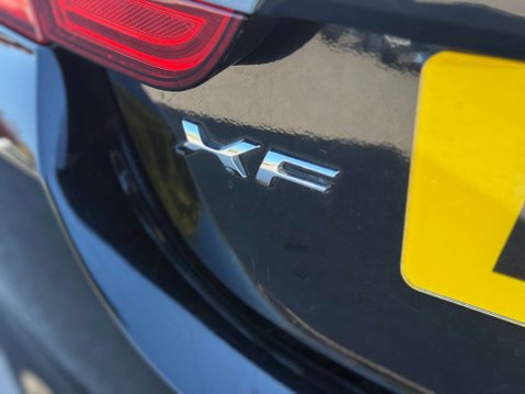 Jaguar XF 2.2d SE Saloon 4dr Diesel Auto Euro 5 (s/s) (190 ps) 16