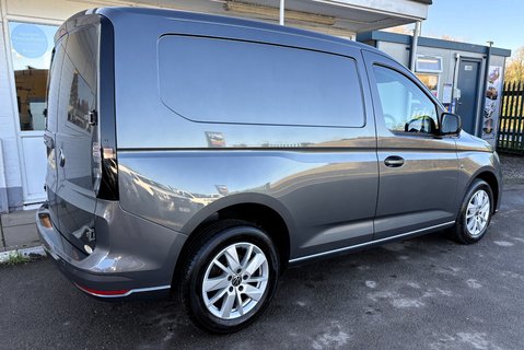 Volkswagen Caddy C20 122 ps Tdi Commerce Pro DSG Panel Van 2