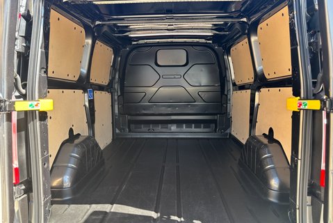 Ford Transit Custom 320 L1 Limited 170 ps Panel Van - Automatic 12