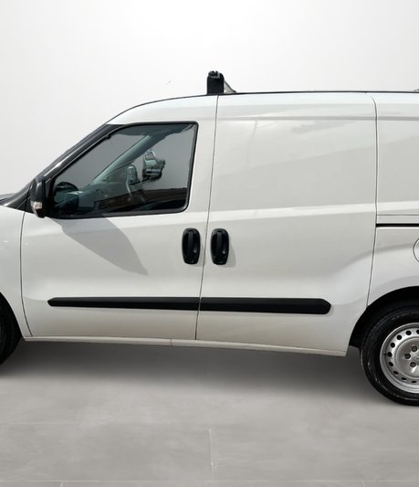 Vauxhall Combo 2000 1.3 CDTI 16V 95ps H1 Van Euro 6