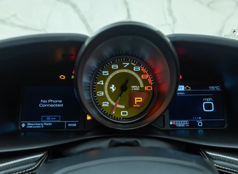 Ferrari GTC4 Lusso V12 21