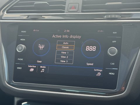 Volkswagen Tiguan 2.0 TDI R-Line Tech SUV 5dr Diesel DSG 4Motion Euro 6 (s/s) (150 ps) 21