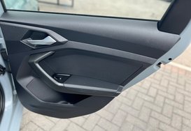 Audi A1 SPORTBACK 1.0 TFSI TECHNIK 28