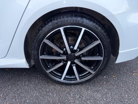 Audi A3 2.0 TFSI Black Edition Sportback S Tronic quattro Euro 6 (s/s) 5dr 54