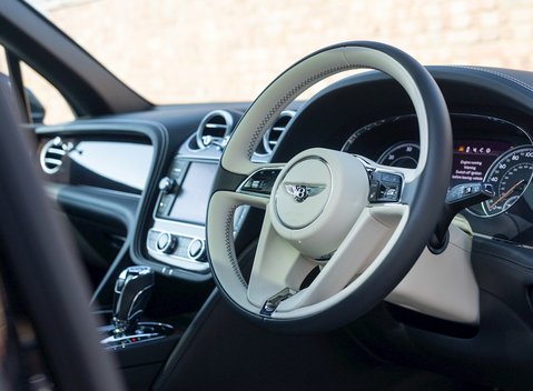 Bentley Bentayga V8 Diesel 11