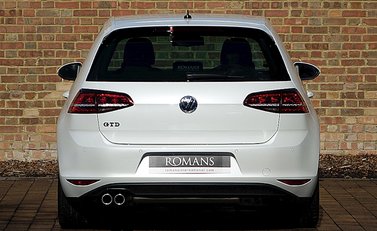 Volkswagen Golf GTD 2.0 TDi 5