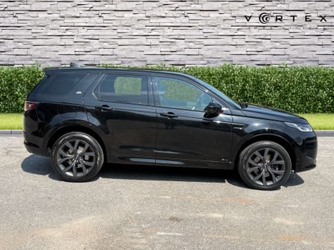 Land Rover Discovery Sport 2.0 Discovery Sport R-Dynamic SE D MHEV Auto 4WD 5dr 8