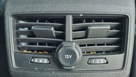 Peugeot 3008 1.2 HYBRID GT SUV 5dr Petrol Hybrid e-DSC6 Euro 6 (s/s) (136 ps) 33
