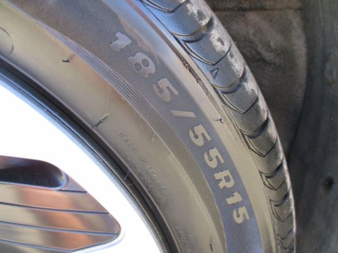Vauxhall Viva 1.0i SE Euro 6 5dr 14