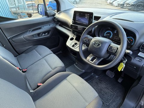 Toyota Proace City 50kWh Icon Short Panel Van 5dr Electric Auto SWB (7kW OBC) (136 ps) 2