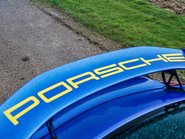 Porsche Cayman GT4 17