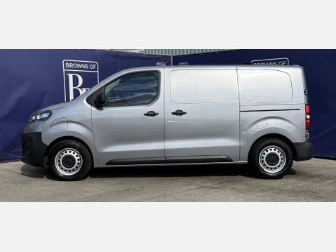 Vauxhall Vivaro 3100 75kWh Dynamic Panel Van 6dr Electric Auto L1 H1 (7.4kW Charger) (136 p 7