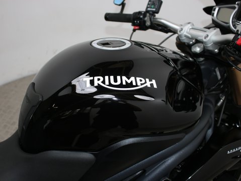 Triumph Speed Triple SPEED TRIPLE 94 29