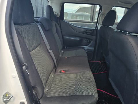 Nissan Navara DCI VISIA SHR DCB 8