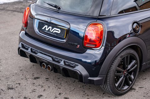 Mini Hatch 2.0 Cooper S Sport Auto 3dr 38