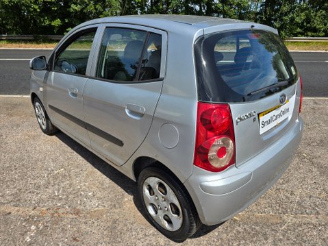 Kia Picanto 2 5