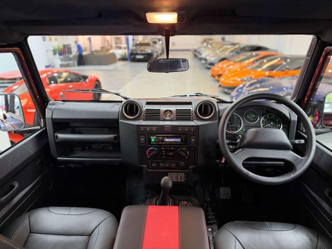 Land Rover Defender 2.2 TDCi XS Station Wagon Double Cab 5dr Diesel Manual 4WD MWB Euro 5 (122 2