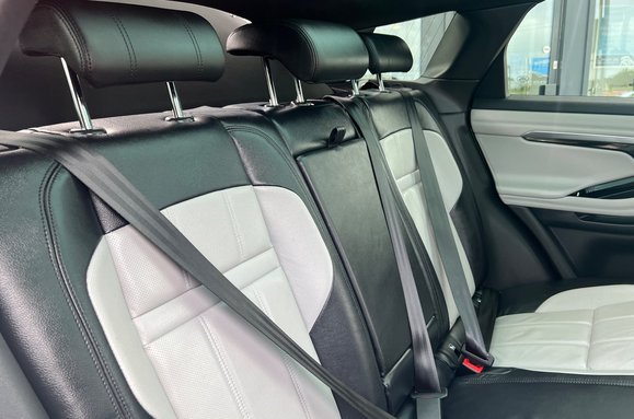 Land Rover Range Rover Evoque FIRST EDITION MHEV AUTO PAN ROOF 25