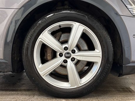 Audi E-Tron e-tron Technik 50 Quattro 4WD 5dr 5