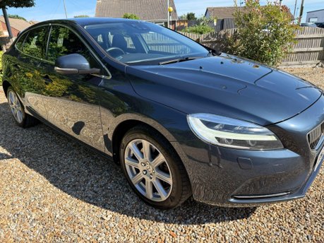 Volvo V40 2.0 D3 Inscription Auto Euro 6 (s/s) 5dr 7