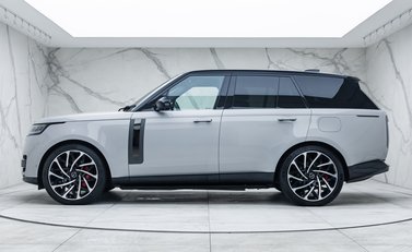 Land Rover Range Rover P510e SV 5