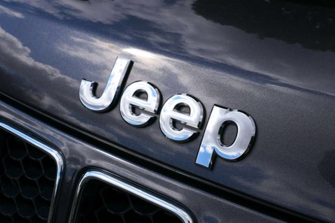 Jeep Grand Cherokee 3.0 Grand Cherokee Overland CRD Auto 4WD 5dr 8