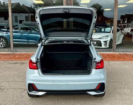 Audi A1 1.0 A1 Sportback 25 TFSI Black Edition Semi-Auto 5dr 62