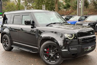 Land Rover Defender 110 110 XS EDITION D250 3.0 LITRE MHEV - BLACK PACK -SIDE STEPS -PAN ROOF 