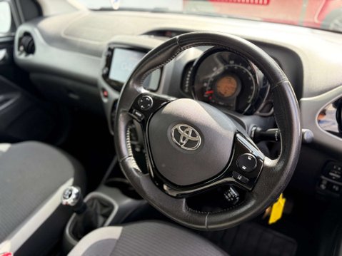 Toyota Aygo 1.0 Aygo X-Play TSS VVT-i 5dr 12