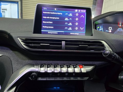 Peugeot 5008 BLUEHDI S/S GT LINE 27