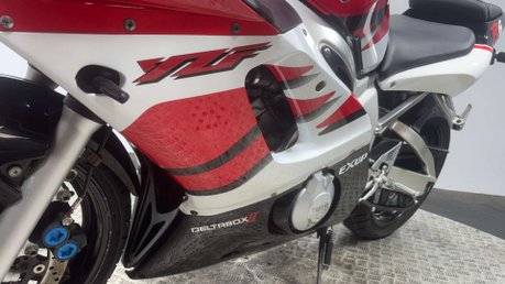 Yamaha R6 5EB 2000 CARBED MODEL RUNNING SPORTS BIKE PROJECT BIKE 600CC 8