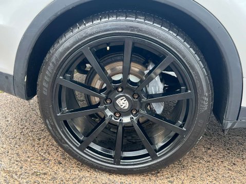 Porsche Cayenne 3.0 Cayenne V6 D Tiptronic 4WD 5dr - NATIONAL DELIVERY* 23