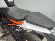 KTM Duke 2019 24k SPARE OR REPAIR PROJECT BIKE NAKED 125CC LEARNER BIKE 8
