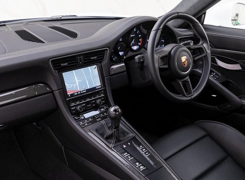Porsche 911 R 12