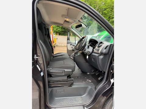 Renault Trafic 1.6 dCi ENERGY 29 Sport Nav Panel Van 5dr Diesel Manual LWB Standard Roof E 30