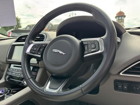 Jaguar F-Pace 2.0 P250i Portfolio SUV 5dr Petrol Auto AWD Euro 6 (s/s) (250 ps) 27