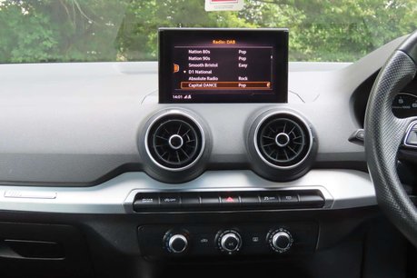 Audi Q2 1.4 TFSI CoD S line Euro 6 (s/s) 5dr 11