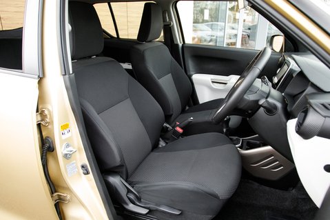 Suzuki Ignis SZ5 ALLGRIP SHVS MHEV 28