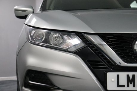 Nissan Qashqai DIG-T ACENTA PREMIUM 25