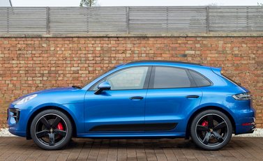 Porsche Macan GTS 2